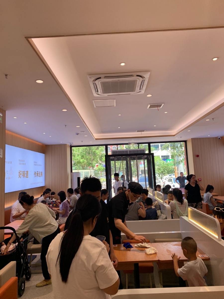 狀元米線，二十年專注純大米米線，品質(zhì)保障，市場信賴。選擇我們，共享美味商機(jī)，成就創(chuàng)業(yè)夢(mèng)想！